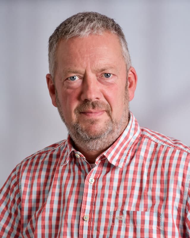 Porträt von Alfred Adams